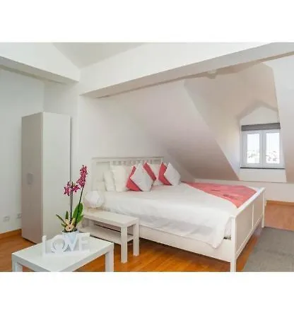 Faustina'S Place-2